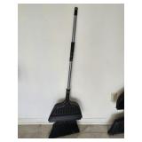 Broom & Dustpan