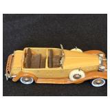 1:43 Scale Diecast model of a 1932 Cadillac V16