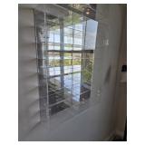 19'ï¿½4'ï¿½24' Acrylic Wall Display Case