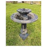 Bird bath with solar fountain Untested 30x20