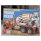 NEW Transit Mixer Kenworth Challenge Kit