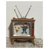 Enesco Yukon On T.V. Ornament, Item #104289
