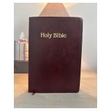 Holy Bible ï¿½ The New King James Versionï¿½