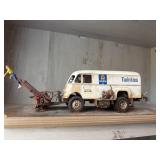 Customized model of 1954 Metro Hostess Twinkies