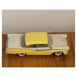 1957 Ford Fairlane Skyliner Diecast Model Car