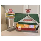7' x 7' x 5.5' Department 56 Snow Village Krispy