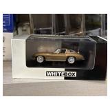NIB Chevrolet Corvette C2 Stingray