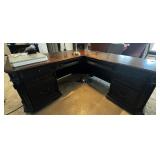 L Shaped Executive Desk  (45.5' x 23' x 30'