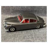 Jaguar MK II Vitesse 1:43 Scale