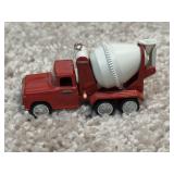 2002 Hallmark Keepsake Ornament of 1961 Tonka