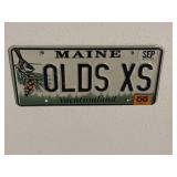 2009 Maine 'Chickadee and Pine Cone' vanity