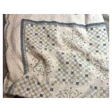 Sz Queen Cream Colored Patchwork Quilt