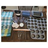 Placemats, Baking Pans, Funnels, Measuring Cups &