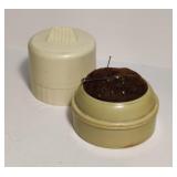 Plastic Magnetic Needle Holder & Pin cushion