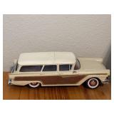 1:24 Scale Die-cast Plastic 1957 Ford Country