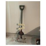 38.5ï¿½ Thanksgiving Wall Hanging Crafted From a