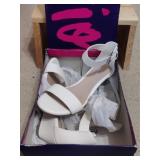 NEW Sz 6.5 Fioniï¿½ White Ballerina Wedges