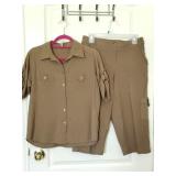 WHITESTAGï¿½ 2 Piece Dark Khaki Set Medium