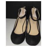 New  6.5 AZ LAFLIN Black Felt Wedges