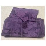 (12) Cloth Napkin and 66ï¿½ Runner set featuring a