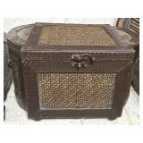 15"x10"x9ï¿½  Lerner plastic faux wood storage box