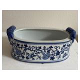 14"x7"x5ï¿½ Blue & White Porcelain Footbath Planter
