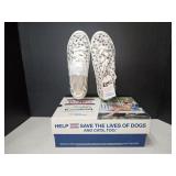 NWT Sz 6.5 Qhite Skechers Women