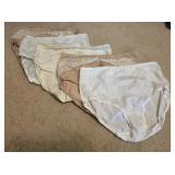 (5) Sz 6 Bali Underwear