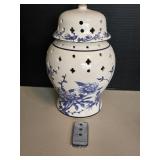 NWOT Unmatched Lit Print Ginger Jar w/Remote