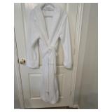 Sz L/XL Bath & Body Works White Fluffy Robe
