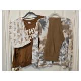 (2) Sz Small Lounge Sets from Secret Treasures