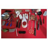 Assorted Kitchen Items