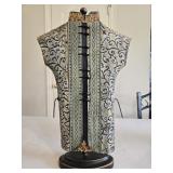 18" Decorative Metal Dress Table Sculpture