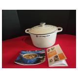 NIB Le Creuset Signature Enameled 5 1/4 Qt Cast