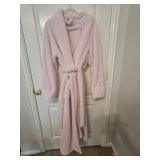 Sz L/XL Bath & Body Works Pink Fluffy Robe