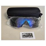 NIP (1) Pair of Bell + Howell Tac Glasses in a