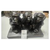 Three Wise Monkeys  Figurine "See No Evil, Hear