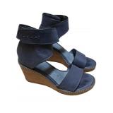 Sz 8 GAP Blue Leather Wedges