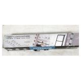 2 fixtures, Hyperikon vanity light with 4