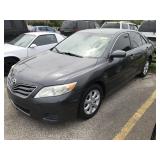 2011 Toyota Camry gray 4-door sedan, 153346mi,