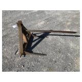 hay forks, 25" wide, 2 smaller spears are 21"