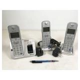 Panasonic KX-TGE260 cordless phone, powers up but