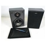 pair Sony SS-SR490 speakers, work