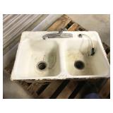 cast iron sink, 32"x21", NO SHIPPING