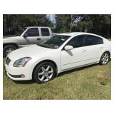 2005 Nissan Maxima 3.5 SE 4-door white sedan, ONE