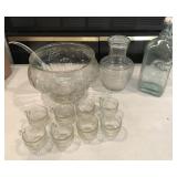 punch bowl with 8 cups, glassware