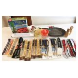 knives, utensils, kitchen gadgets