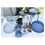 sieve funnels, wood pestles, kitchenware, grinder