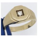 14kt yellow gold diamond ring, approximately