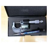 digital outside micrometer in case, 0-25mm digital outside micrometer in case, 0-25mm